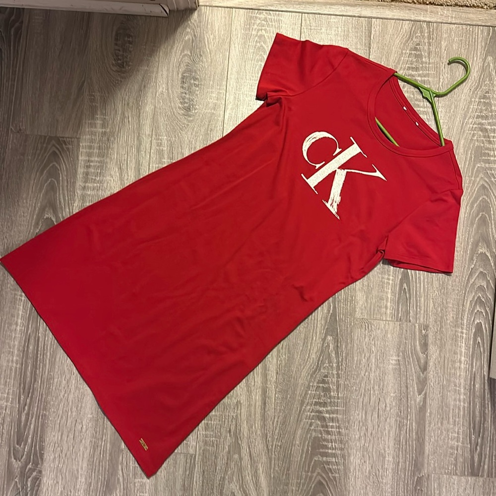 Calvin Klein cute fitted mini t-shirt dress